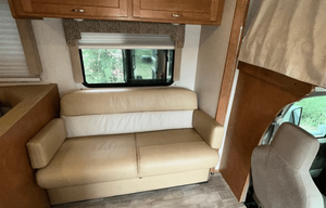 2017 Winnebago Minnie Winnie 31K