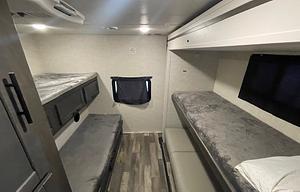 2023 CrossRoads RV Cruiser Aire CR33BHB