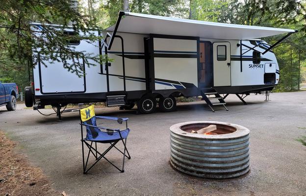 2021 Crossroads RV Sunset Trail