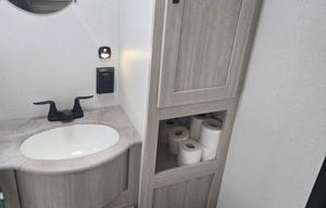 2025 Palomino 305BHCE RV rental photo 9