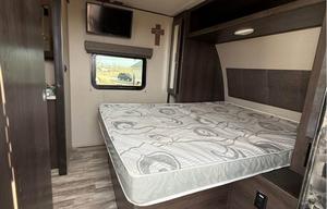 2022 Grand Design Transcend Xplor 2 Bathroom BH