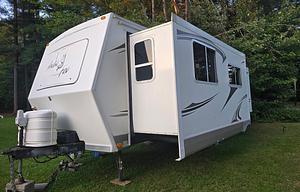 2010 Arctic Fox 29V RV rental photo 1