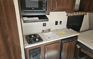 2019 Jayco Jay Flight SLX 7 145RB RV rental photo 17