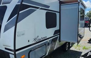 Gulf Coast Off-Grid RV Rental
