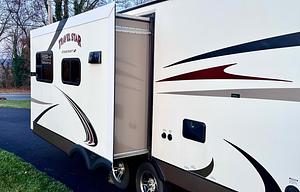 2015 Travel Star 227CKS RV rental photo 12