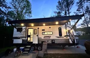2022 Dutchmen Coleman Lantern - Sleeps 8