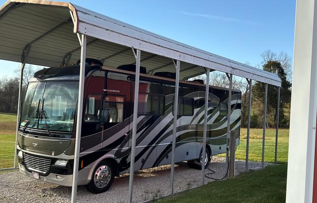 2008 Southwind 32VS RV rental photo 1