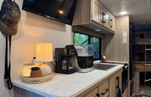 Stress-Free 2025 Camper - FREE Delivery and Setup
