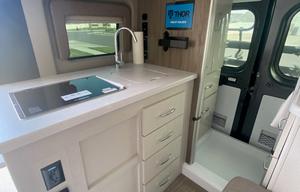 Dora the Explorer 2022 Thor MotorCoach Rize 18M