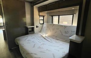 Sam & Kate’s Kid Approved RV Rental w/2 bathrooms
