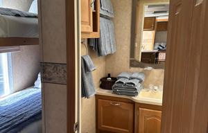 Large Camper - Vacation Ready/Full of Amenities