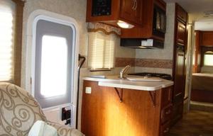 CHATEAU SAUVIGNON 31' CLASS C MOTORHOME