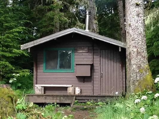 S09, Loop: AREA BRENTS BEACH CABIN