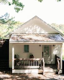 Timberline Glamping at Kingston Downs
