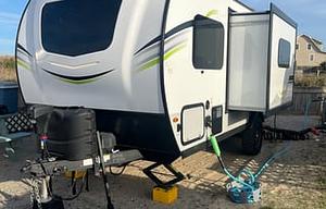 Liz and Mike’s Cozy Camper