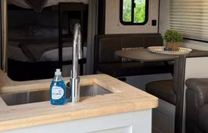 The Hitch Hiker, 32 ft. bunkhouse, 30 amp sleeps 8