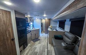 2025 VIKING. Spacious Camper!