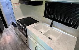 Jayco Jay Flight SLX 260BH – Adventure Awaits!