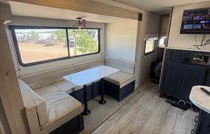 2024 Prime Time RV Avenger LE 24BHSLE