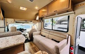 2018 28 ft Thor Motor Coach Freedom Elite