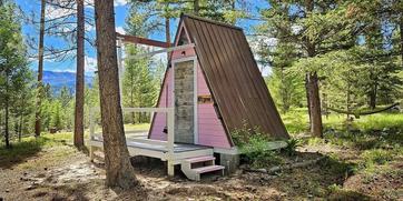 The Hohnstead Glamping Cabins