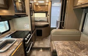 CLASS-C Thor Motor Coach Four Wind *Sleeps 4-6*
