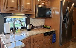 Luxury Class A  - DELIVERY & SETUP by OWNER