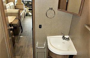 2019 Winnebago Outlook 25J (Maggie)