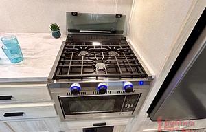 Forest River Sunseeker LE Model 2850SLE Motorhome