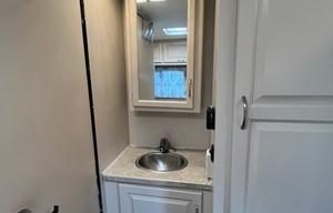 2019 Thor Majestic 23A Sleeps 6