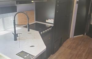 2021 Cherokee Grey Wolf (Sleeps 10)