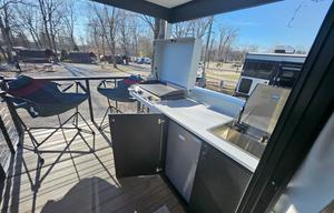 Bunkhouse with a Patio!