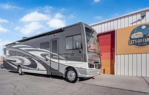North Cascades Bounder | Luxury | Spacious | Vegas