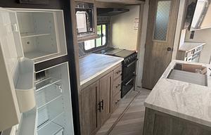 2021 Forest River RV Wildwood 31KQBTS RV rental photo 3