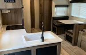 2020 Prime Time RV Avenger 28QBSLE