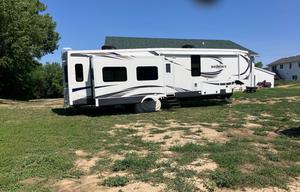 2014 Heartland Bighorn 3585RL