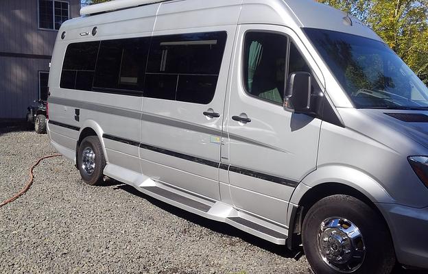 2016 Mercedes Winnebego E170