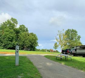 Hilltop Resorts and Campground