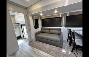 Family Bunkhouse RV w/ Starlink