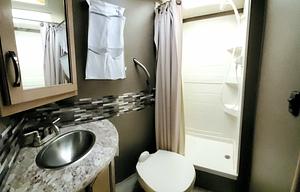 Thor Motor Coach Freedom Elite 22FE