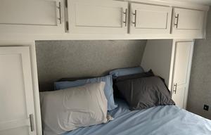 2018 Forest River RV Vengeance Rogue 311A13 RV rental photo 12