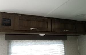 2021 East to West Silverlake King Bed & Bunks