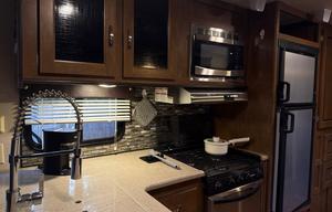 Cozy Travel Trailer Perfect for All Occasions