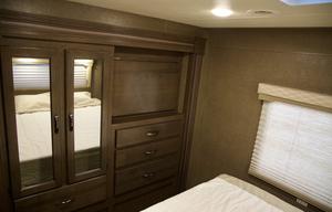 2019 Thor Motor Coach Freedom Elite 30FE Bunkhouse