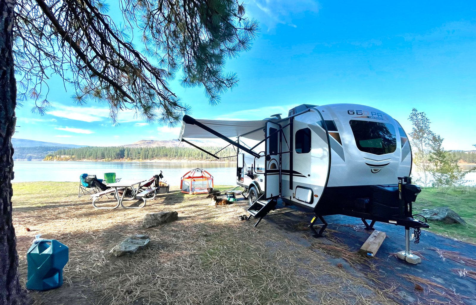 Premium Family Geo Pro 16BH Adventure Trailer