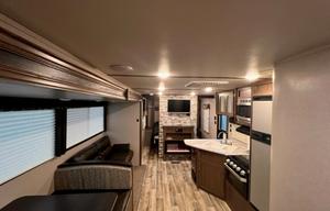 2020 Keystone Hideout 290LHS Sleeps 9