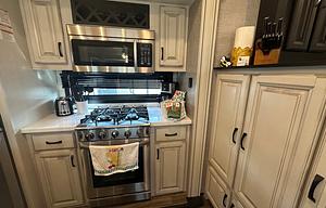2022 Jayco North Point 382FLRB