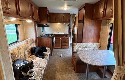 2011 Jayco Jayflight **PET FRIENDLY** Sleeps 8+