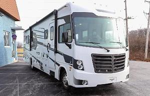 2022 FR3 34DS RV rental photo 9