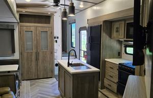 2022 Forest River RV Wildwood Heritage Glen 353BED
